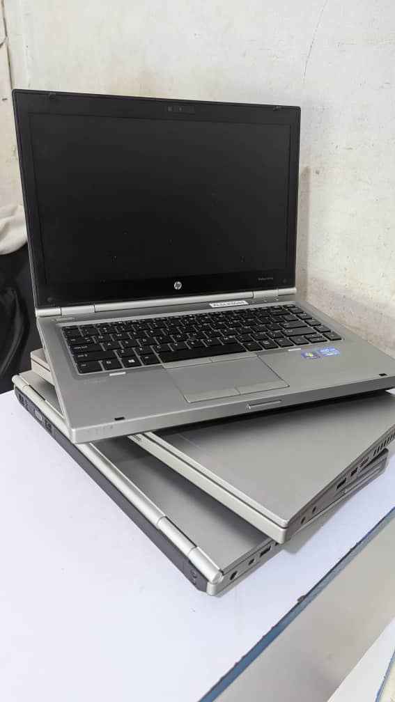 A picture of Hp elite book corei5