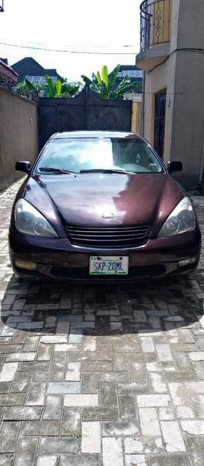 A picture of Super sharp LEXUS es300 Belgium grade 1 year use Prize