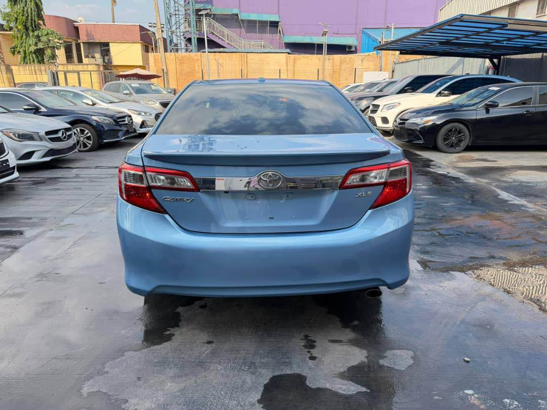 A picture of DISTRESS DISTRESS DISTRESS FOREIGN USED TOYOTA CAMRY 2013 MODEL XLE