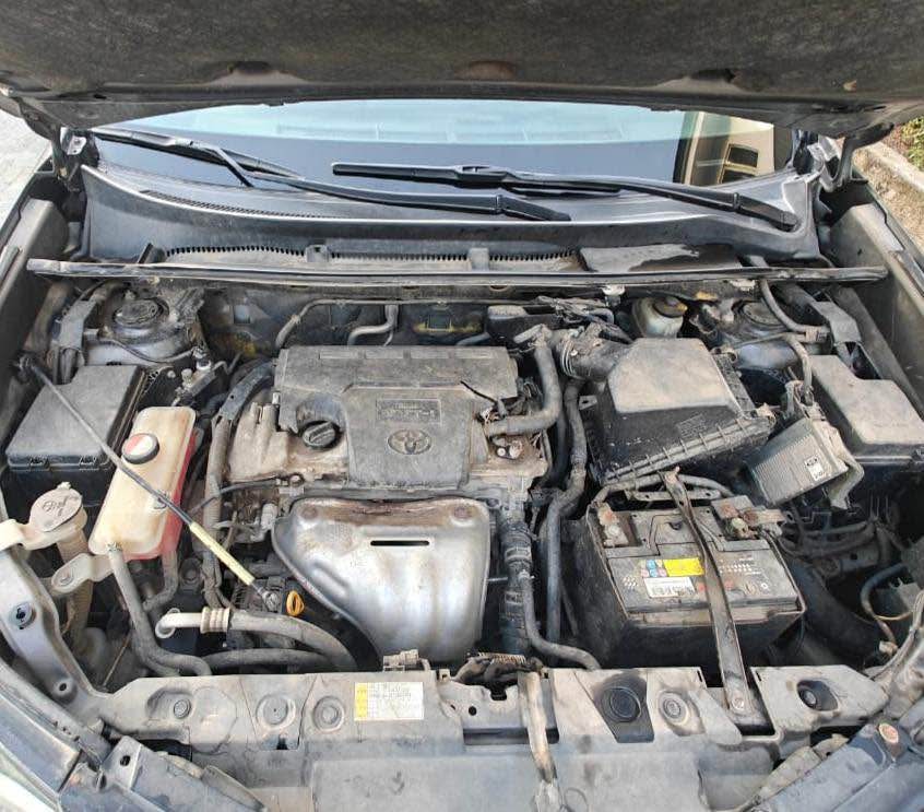 A picture of Good deal. V. Clean 2016 Toyota RAV4.