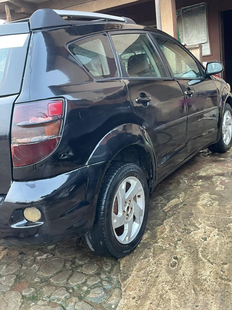 A picture of Dealers Deal Toyota Pontiac Vibe 04