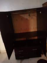 A picture of Wardrobe 600k