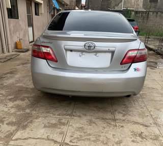 A picture of Toyota Camry 2009 first body neatly used By and drive