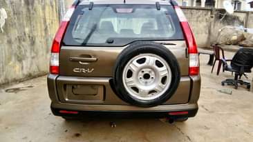 A picture of Honda CRV 2006 model