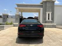 A picture of SUPER CLEAN NIGERIAN USED KIA OPTIMA 2013 MODEL PRICE 3