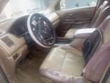 A picture of Registered Honda pilot 2005 painted on first body price 1