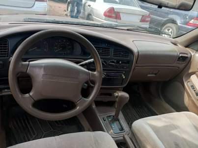 A picture of 1997 TOYOTA CAMRY LE