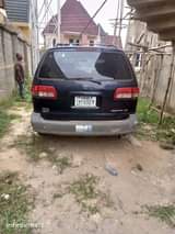 A picture of Toyota sienna