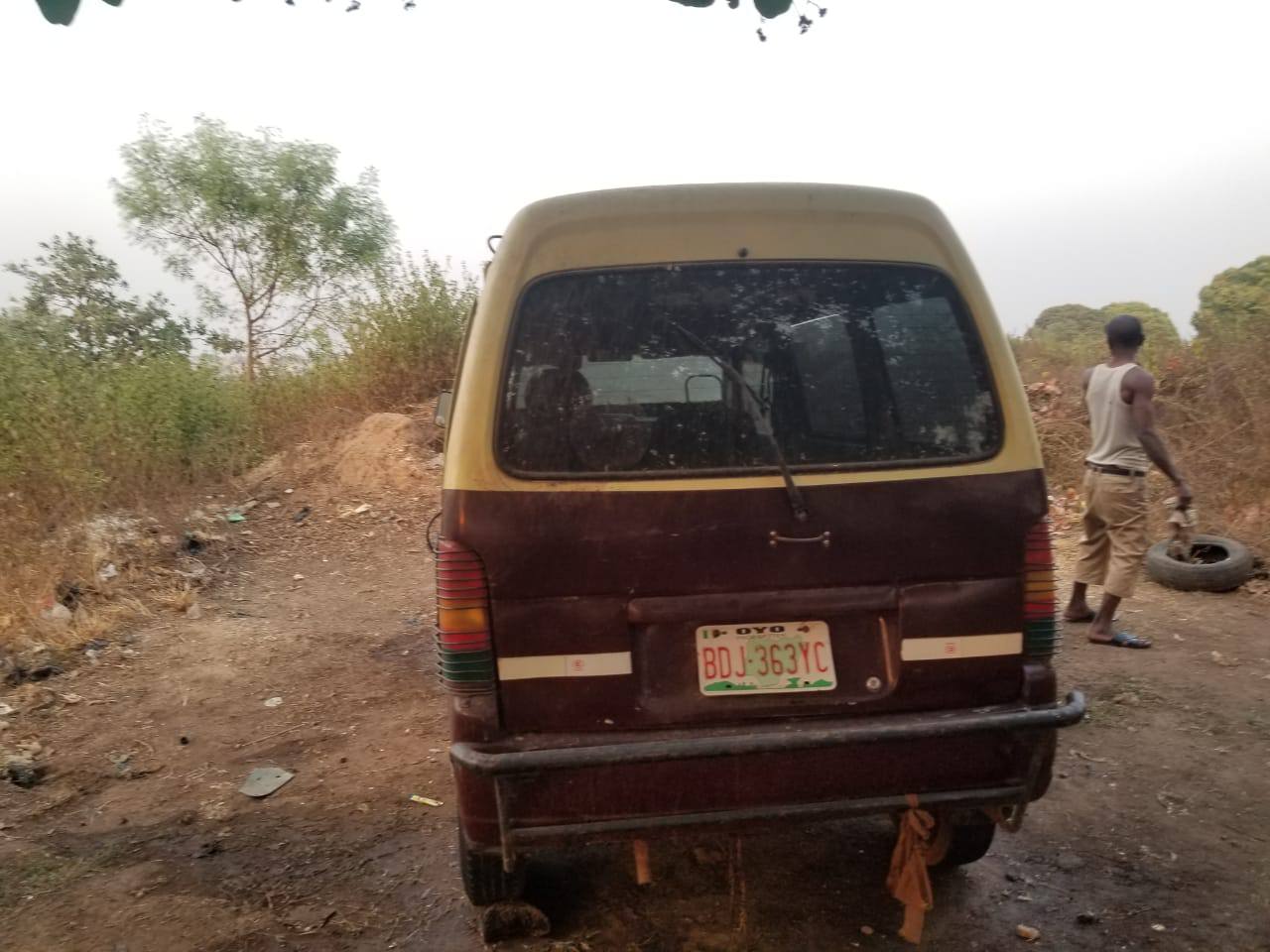 A picture of Very clean 4 plus mini bus