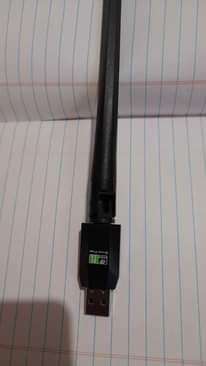 A picture of Wifi bluetooth dongle at 40k
