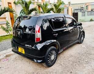A picture of Toyota passo