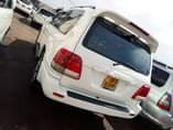 A picture of Landcruiser V8 Petrol