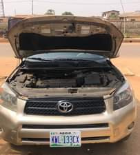 A picture of Toyota Rav4 2008 Baked on first body Fabric interior Ac