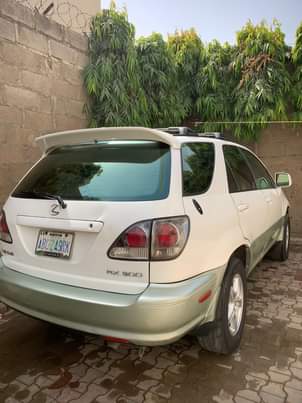 A picture of Super clean Lexus rx300 Engine Gear AC First body carefully