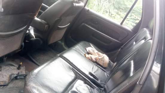 A picture of Honda CR V 04 model