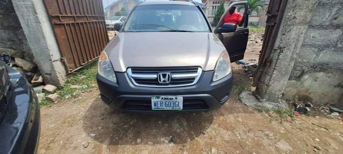 A picture of Honda CRV 04