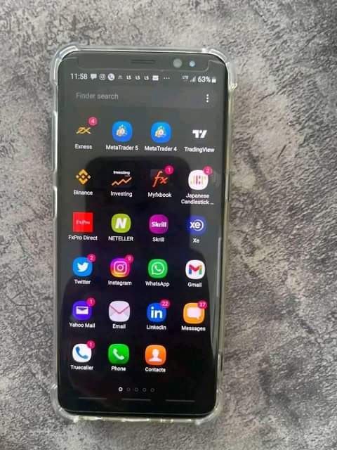 A picture of samsung s8 