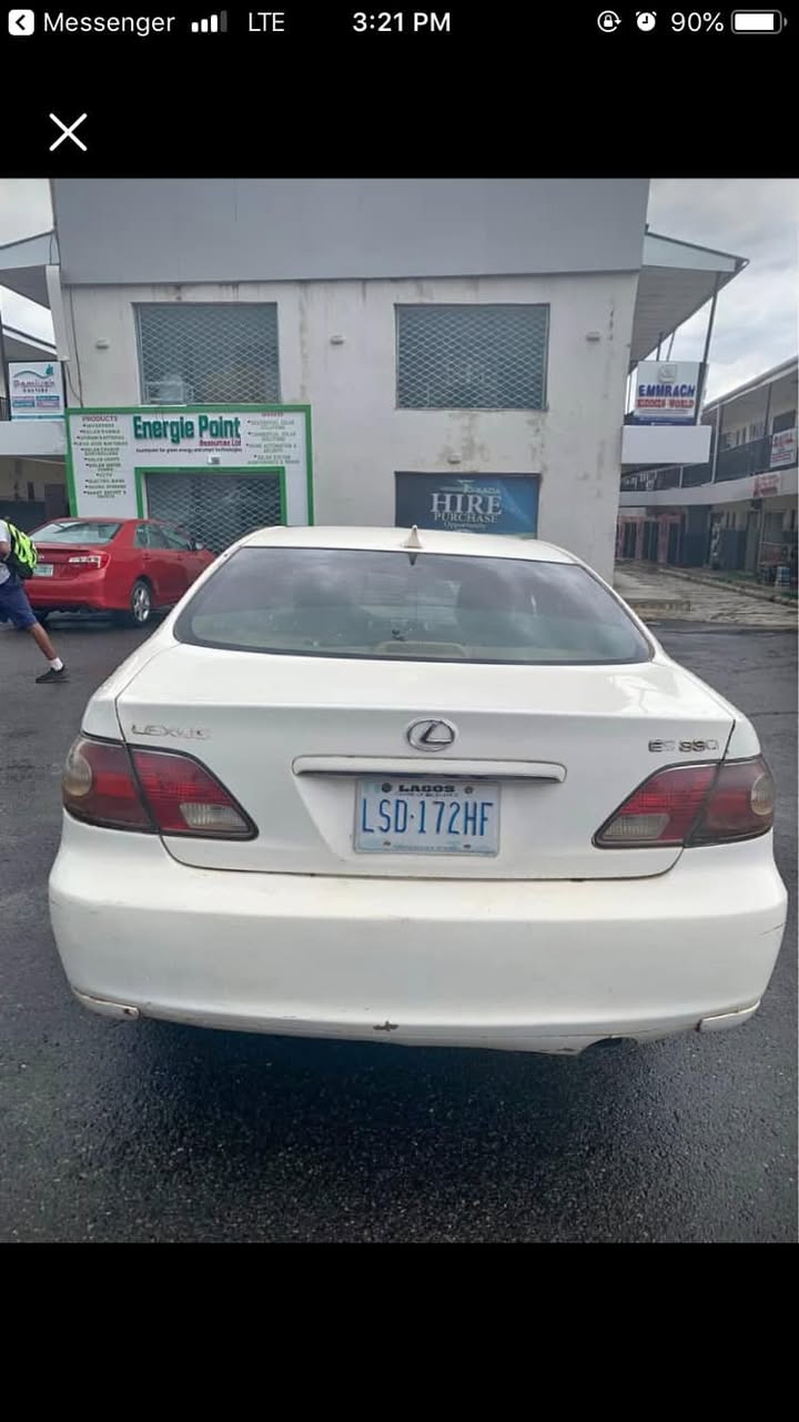 A picture of Lexus ES 330