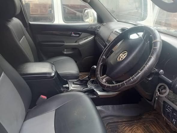 A picture of PRAD 30 5M CALL 0701488581 WHAT S APP 0776417404