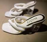 A picture of Female heels