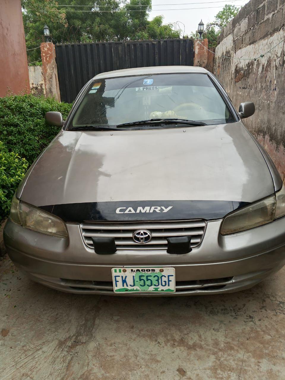 A picture of Toyota camry pencil