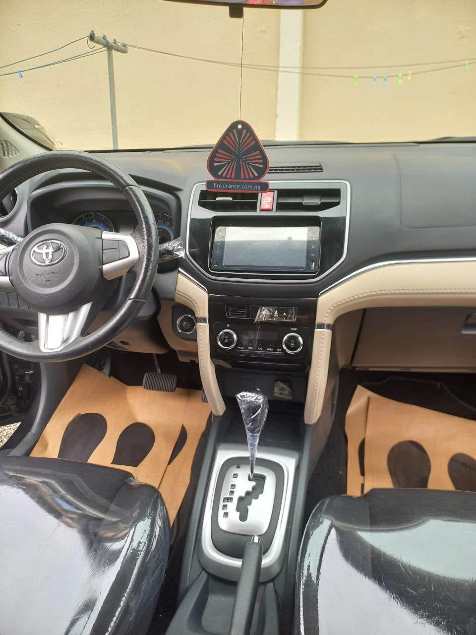 A picture of  28 500 000 BOUGHT BRAND NEW CLEAN 2021 Toyota
