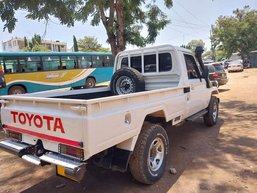 A picture of Toyota Land Cruiser for sale