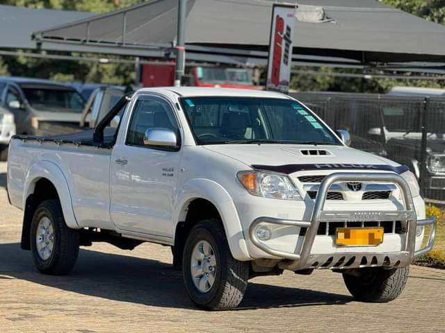 used toyota hilux