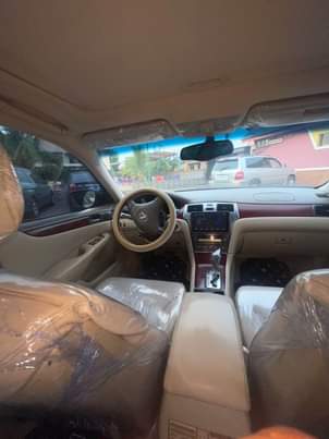 A picture of Lexus ES330