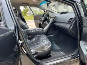 A picture of FOREIGN USED TOYOTA VENZA 4PLUGS 2014 MODEL WITH DUTY KEYLESS