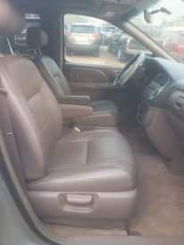A picture of 2001 Toyota Sienna