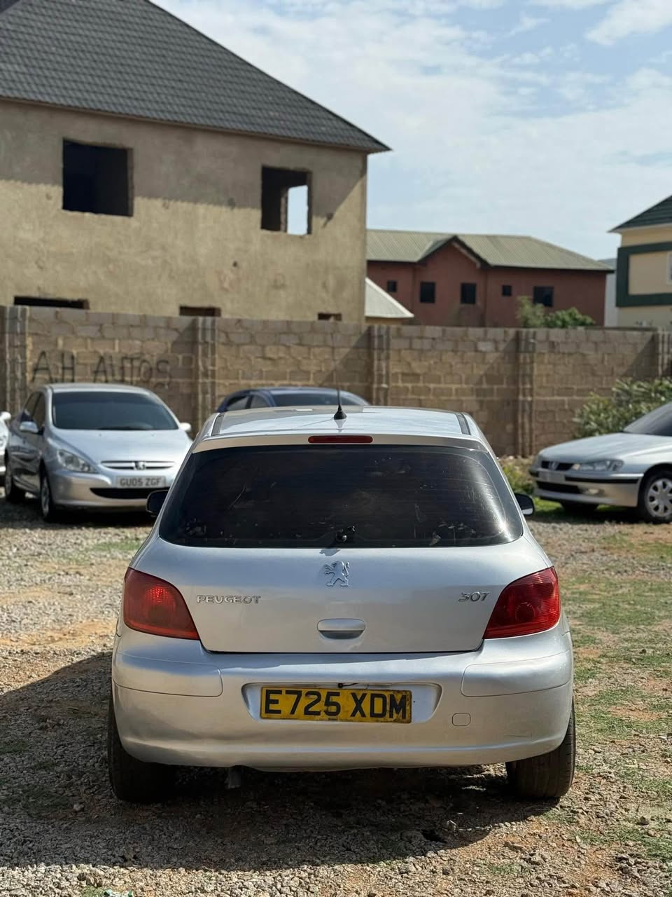 A picture of Extremely clean used peugeot 307 manual drive. buy and drive