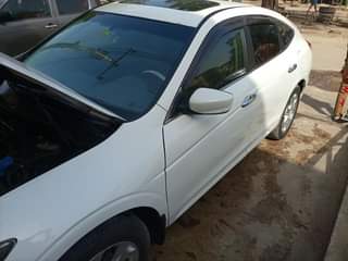 A picture of Honda crosstour