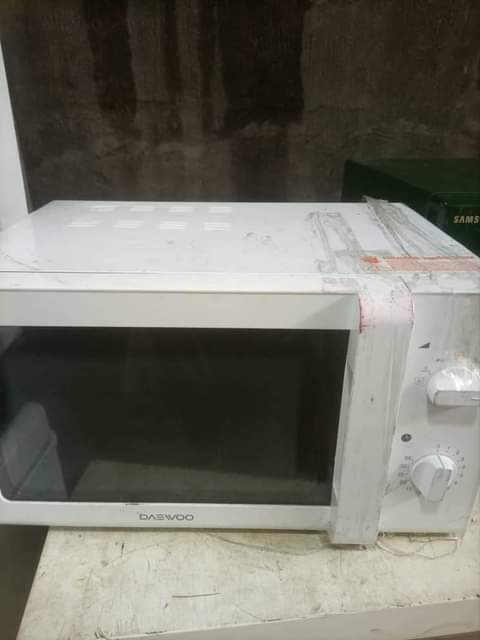 A picture of Microwave
