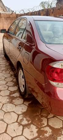 A picture of Camry 2 4 09135957119