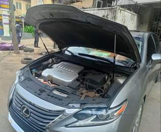 A picture of Lexus ES350 2015 unregistered