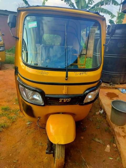 A picture of Fairly used keke TVs King