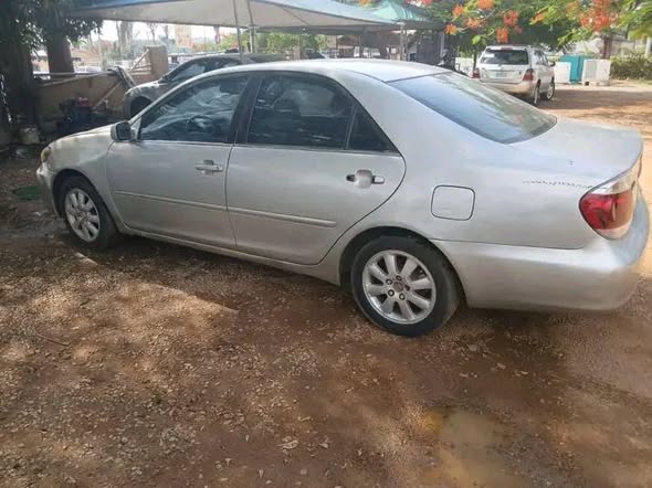 A picture of 2005 Toyota Camry