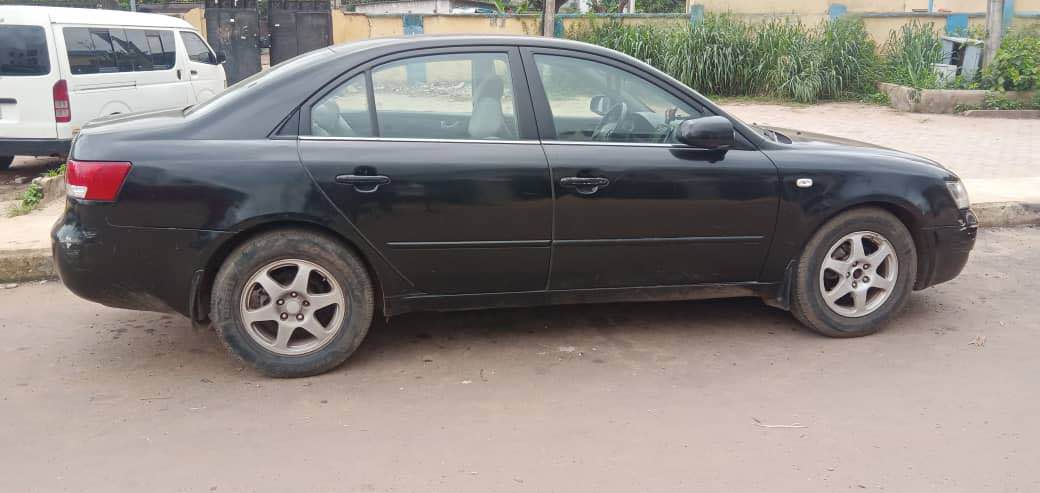 A picture of Hyundai Sonata 08 location ikeja Gra everything perfect call 07065814815