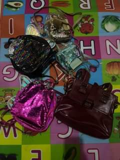 A picture of gently used handbags cheap prices