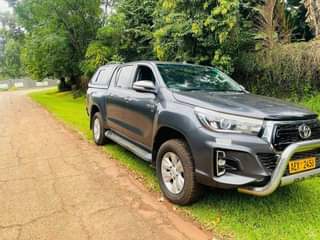 used toyota hilux