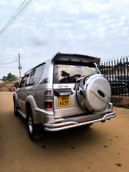A picture of TZ Prado 1kz diesel engine at 32m 0757229773 it s