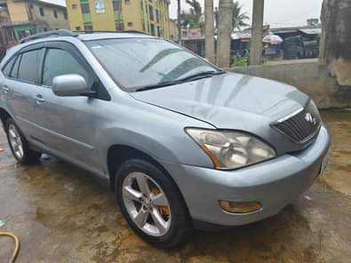 A picture of Awoof Lexus Rx 350 2008 model engine and gear is