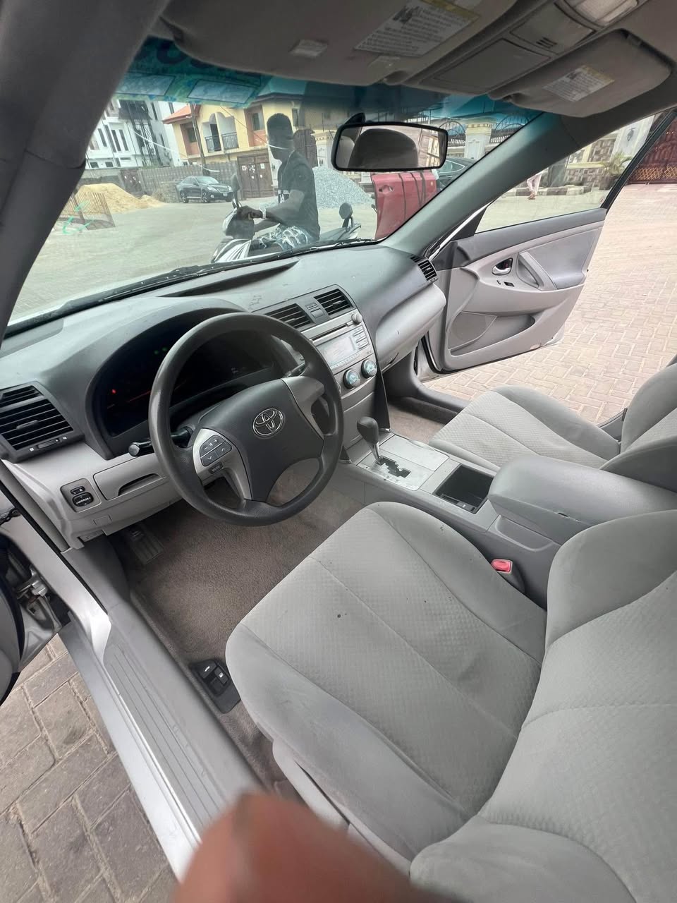 A picture of Tokumbo Camry Le