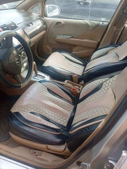 A picture of Honda city