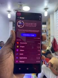 A picture of Samsung Note 8 256gb storage duos double line no dots400k