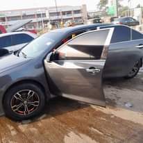 A picture of Toyota Camry 2013 SE