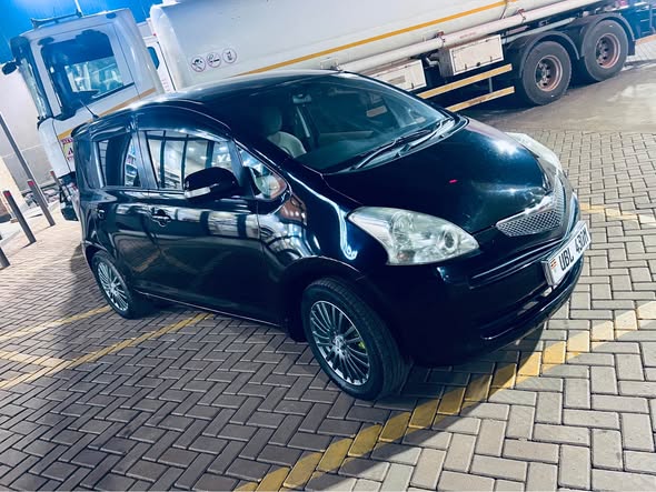 A picture of 2008 Toyota Ractis