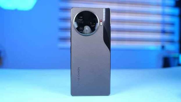 A picture of Camon 30 pro 5G
