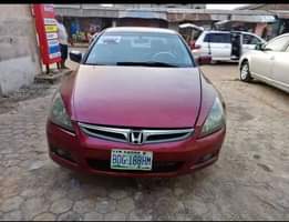 A picture of Honda Accord DC 07 Neatly painted Neat in and out
